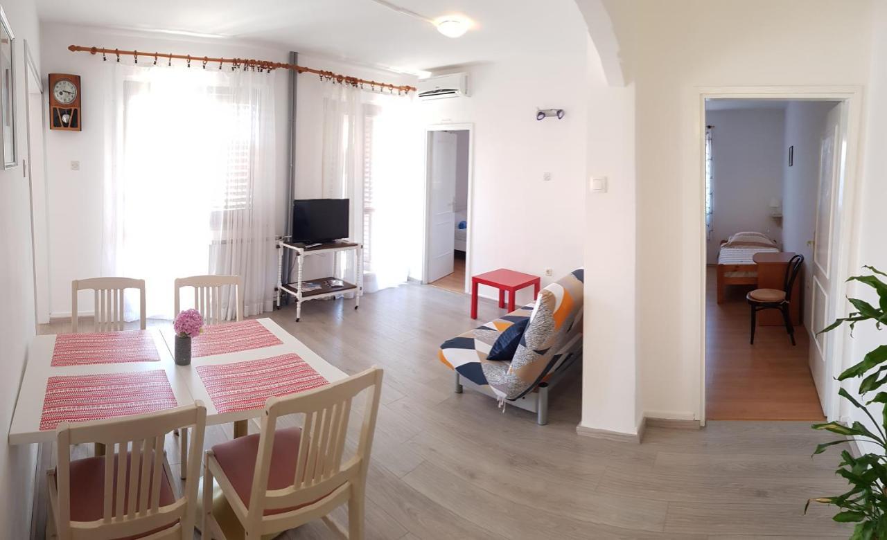 Apartments Lori โปเรช ภายนอก รูปภาพ