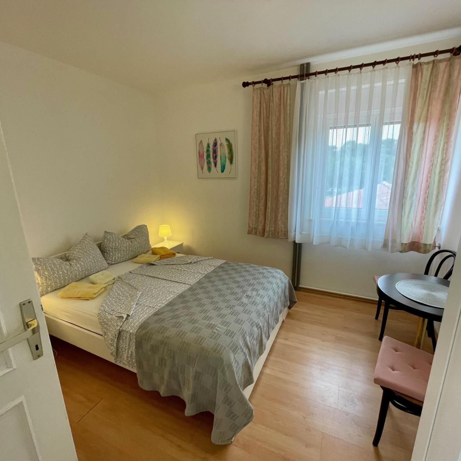 Apartments Lori โปเรช ภายนอก รูปภาพ