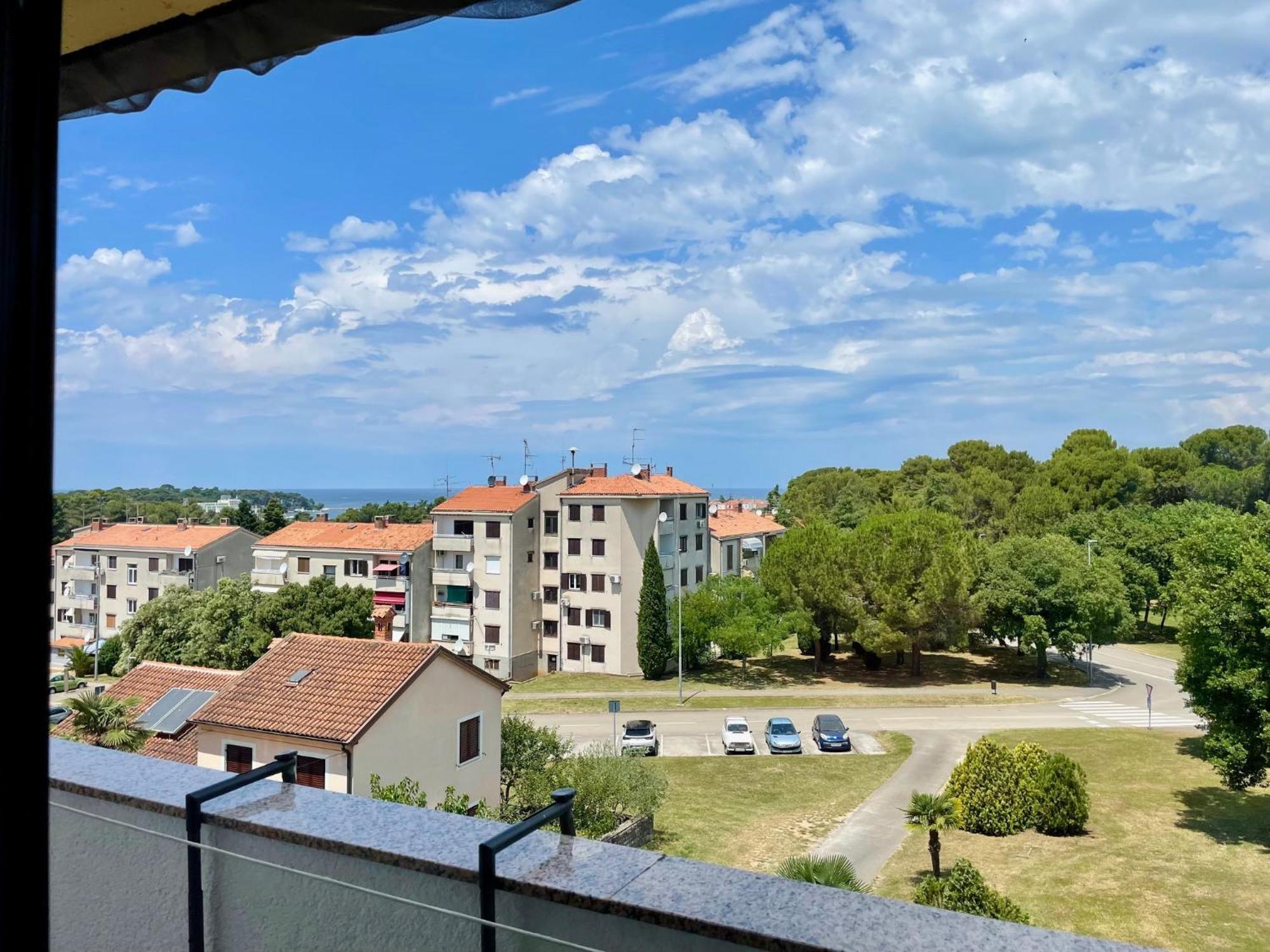 Apartments Lori โปเรช ภายนอก รูปภาพ